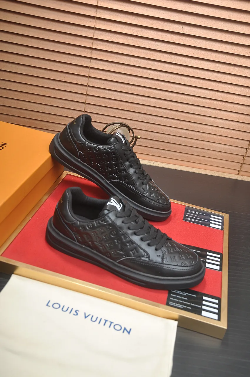 Men's shoes💰440💶【LOUIS VUITTON】Same model from LV.Louis Vuitton official website [satisfied] original single hot model LV original factory cowhide material👑1:1 original plate sheepskin lining, body accessories one-to-one molding💪 counter quality 🙏 Dear friends, if you still worry about wearing matching shoes💋, then these shoes are your best choice🎁🎁! 38-45 (45 is custom-made and cannot be returned or exchanged)